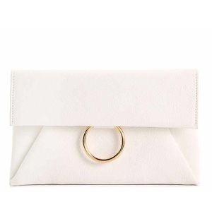 Urban Expressions Ring Clutch